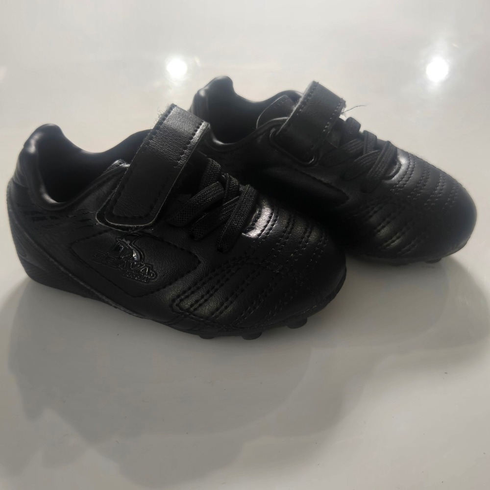 Brava Soccer Toddler Racer Cleats Black Molded 174543 Size 5D Kids Shoes